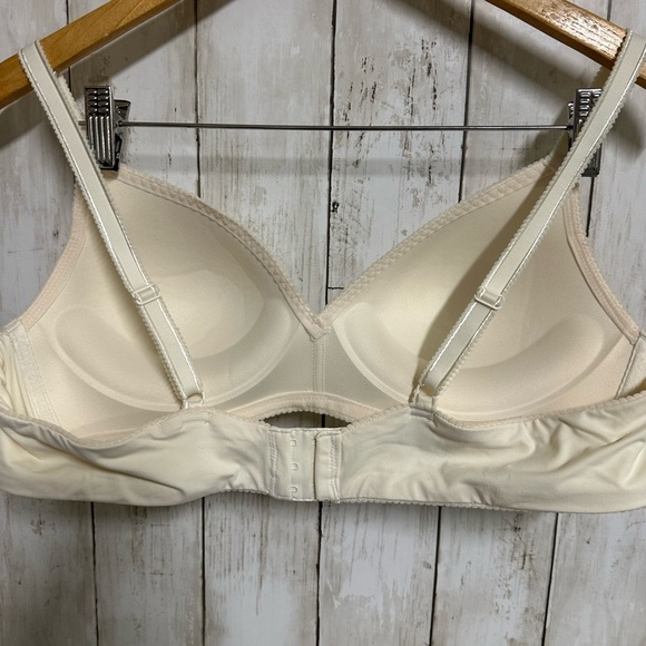 Adore Me Jeannette Push-Up Bra Size 38b - Picture 3 of 6